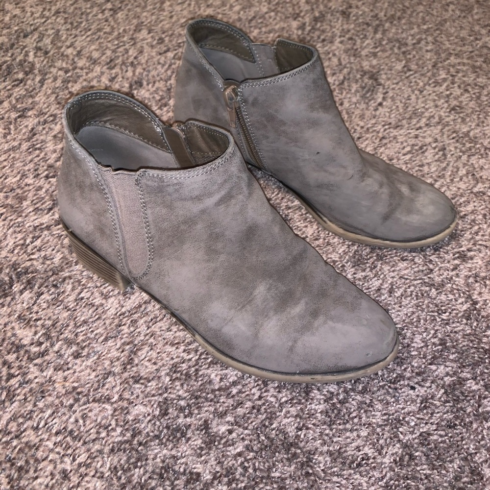 Tan Heeled Boots